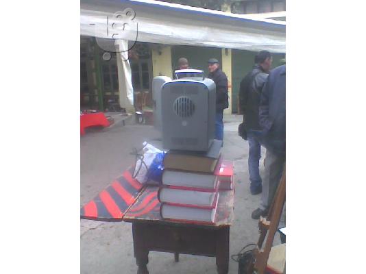PoulaTo: φορητο μικρο ψυγειακι