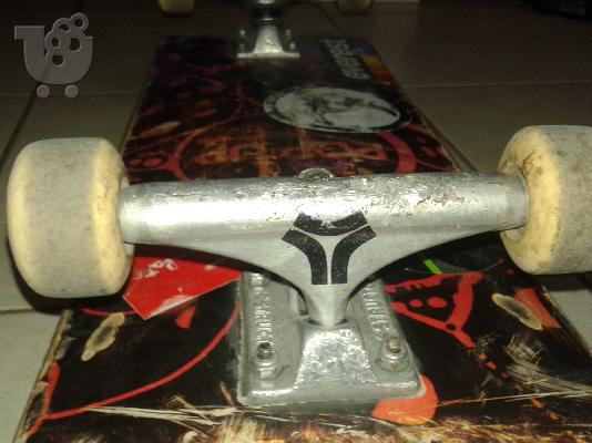 PoulaTo: Destructo Raw Mid 5.0 Trucks