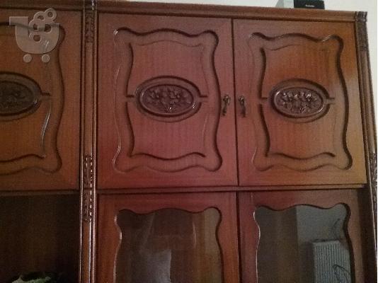 Χειροποίητη τραπεζαρία και συνθετο