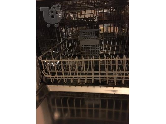 Μικρό πλυντήριο πιάτων (μπαίνει και σε πάγκο)