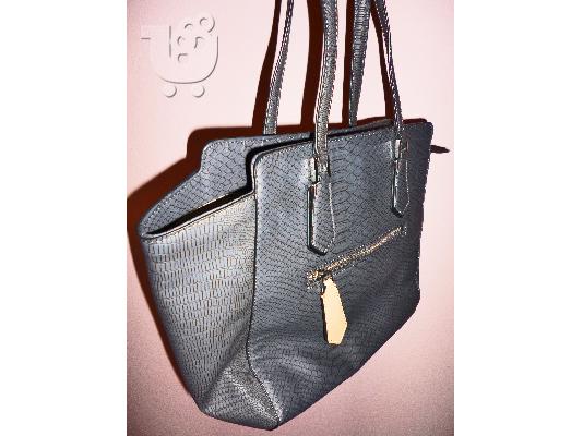 ΤΣΑΝΤΑ GUESS