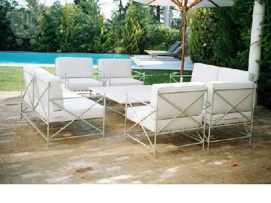 sezlong coffee tables σαλονια επιπλα κηπου ομπρελες φωτιστικα βεραντας πισινας εξοχης ηλια...