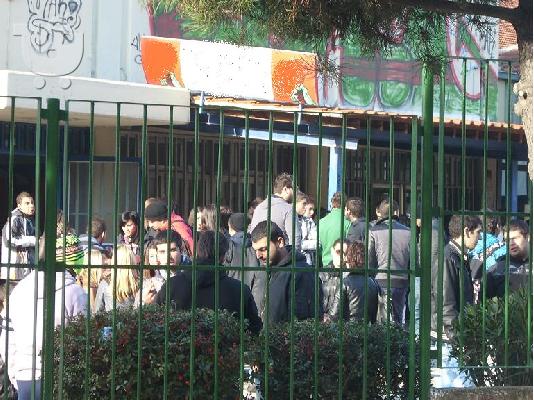 ΑΝΑΨΥΚΤΗΡΙΟ ΚΑΦΕ ΜΠΡΟΣΤΑ ΣΕ ΤΕΧΝΙΚΕΣ ΣΧΟΛΕΣ