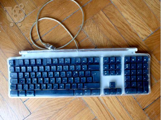 MAC G4 & LACIE 19" crt monitor