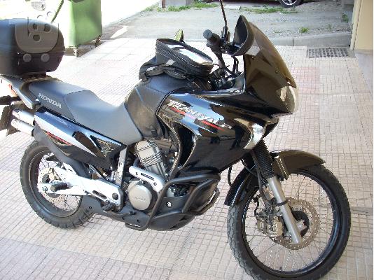 PoulaTo: HONDA XL 650 V Transalp '06