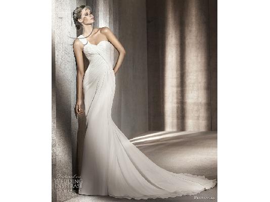Νυφικό Pronovias