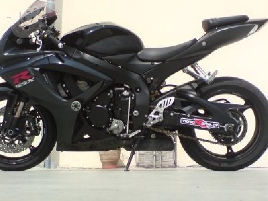 SUZUKI GSX-R 750 (K6/K7) 