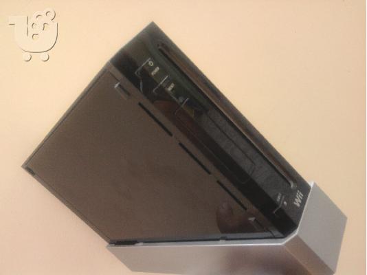 PoulaTo: wii + 5 cd παιχνιδιών