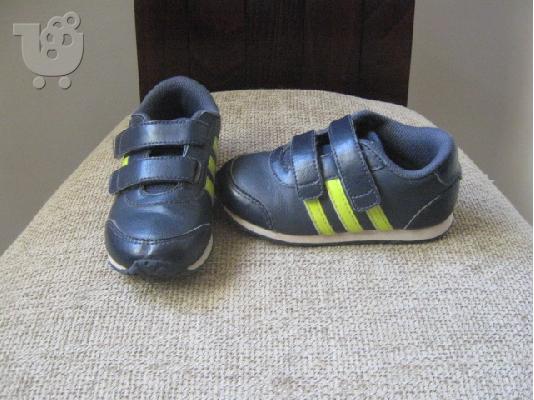 PoulaTo: 0580 Adidas δερματινα Νο24 σε αψογη κατασταση, μπλε χρωμα.