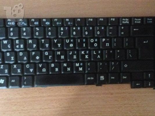 PoulaTo: Πληκτρολόγιο  Fujitsu Siemens Amilo