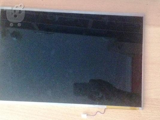 οθονη laptop 15.4