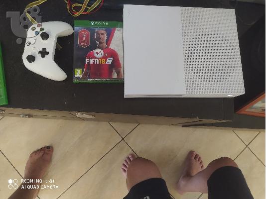 Πώληση Xbox one με controllers and games