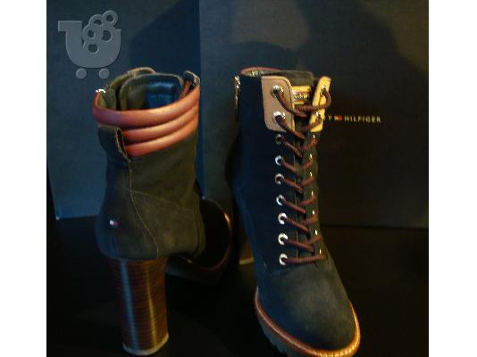 Tommy Hilfiger mpotakia
