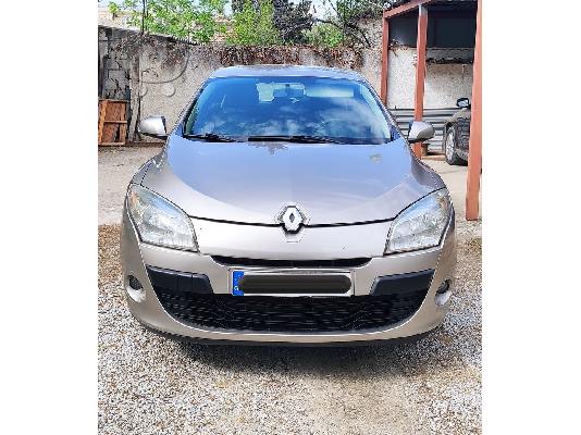 PoulaTo: RENAULT MEGANE '10