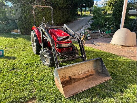 PoulaTo: Massey Ferguson, 17c42