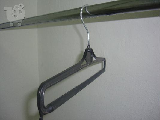 Κρεμάστρες