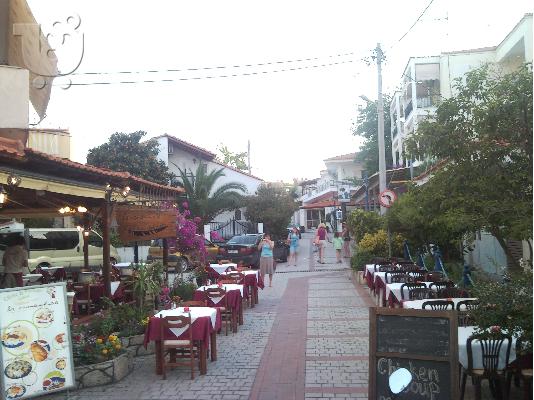 ΠΙΤΣΑΡΙΑ - ΕΣΤΙΑΤΟΡΙΟ στη Χανιώτη Χαλκιδικής 80 θέσεων 25000ευρώ...