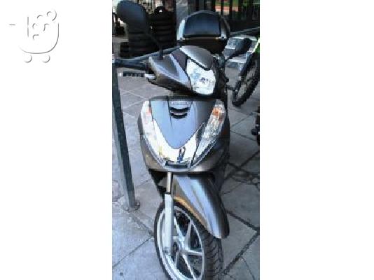 PoulaTo: HONDA SH 300 i '12