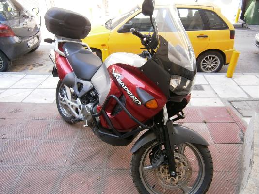 PoulaTo: HONDA XL 1000 V Varadero '02