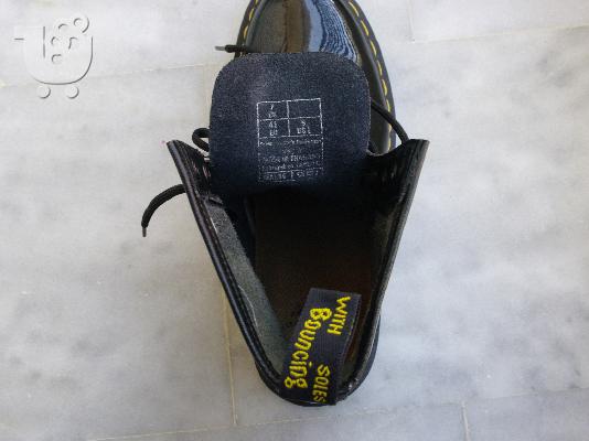 Λουστρίν μαύρα Dr. Martens