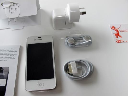 PoulaTo: Buy New Apple IPhone 4S 32GB $450, Samsung Galaxy S3 $430, BlackBerry Porsche Design P'9981