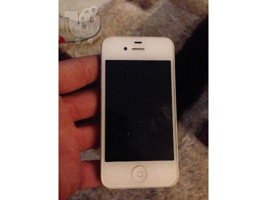 PoulaTo: iPhone 4s 8GB