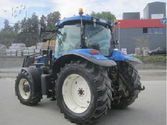 New Holland TS135A