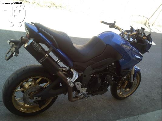 TRIUMPH Tiger 