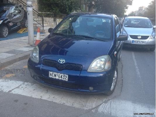 PoulaTo: TOYOTA YARIS '00