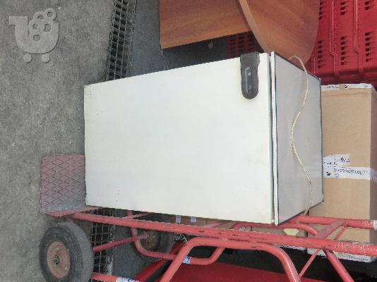 PoulaTo: Ψυγειοκαταψύκτης