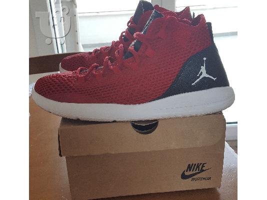 Πωλούνται παπούτσια Air Jordan Reveal (Gym Red/Black)νούμερο 45 , 5 σε άριστη κατάσταση...