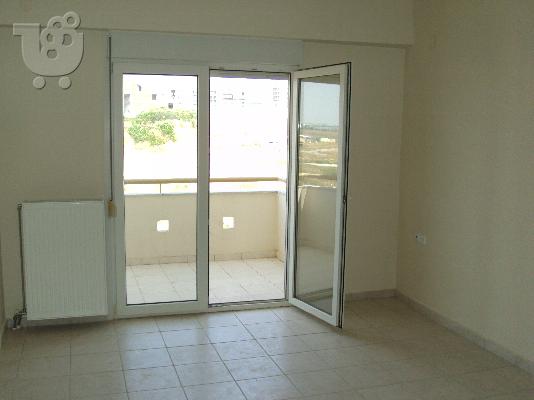 PoulaTo: καινούργιο διαμέρισμα