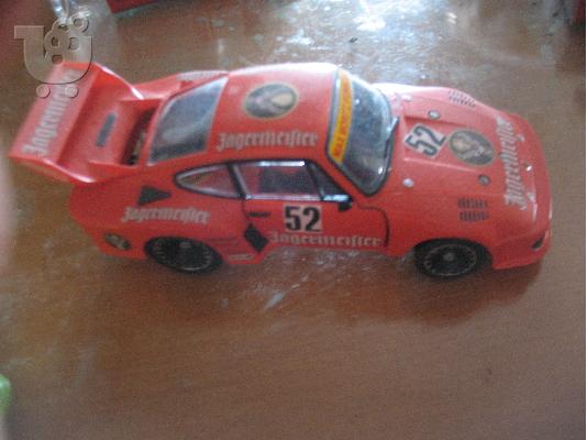 1/32 REVELL PORSHE 935 RED JAGERMAISTER