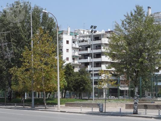 PoulaTo: Επαγγελματική Στέγη στην Νέα Παραλία