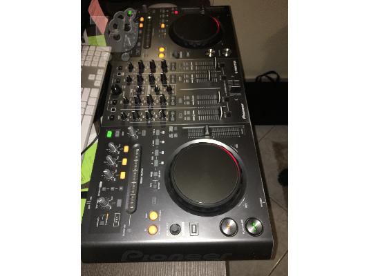 PoulaTo: pioneer ddj t1