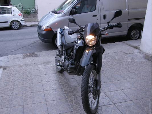 PoulaTo: YAMAHA XT 660 R '06