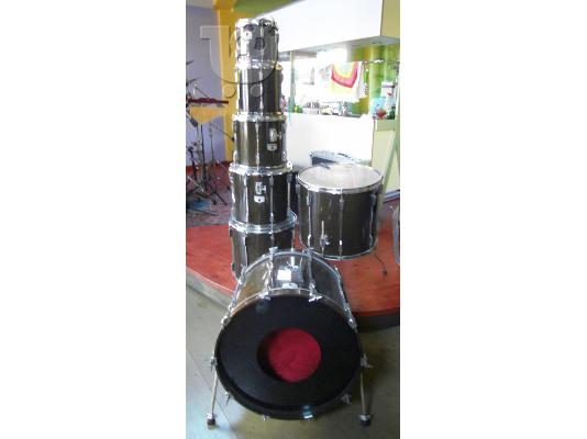 PoulaTo: TAMA ROCKSTAR PRO Υπερπλήρες σετ - ROCK μεγέθη - Θηριώδης ἠχος