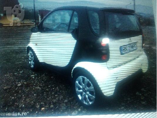 PoulaTo: SMART FORTWO '03