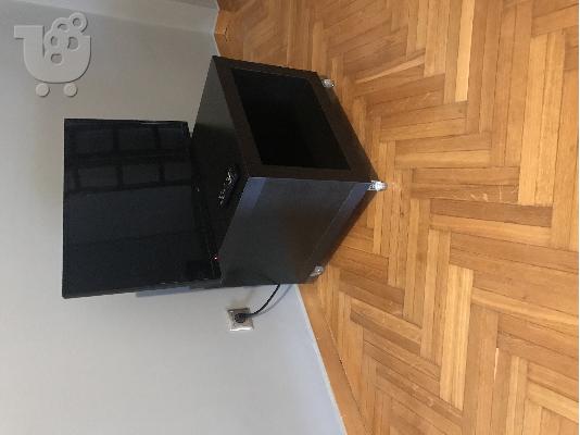 ΚΑΝΑΠΕΣ, ΔΥΟ ΤΡΑΠΕΖΑΚΙΑ