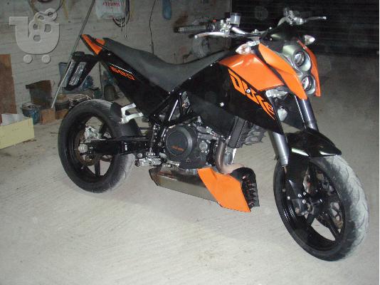 PoulaTo: KTM 690 Duke '08