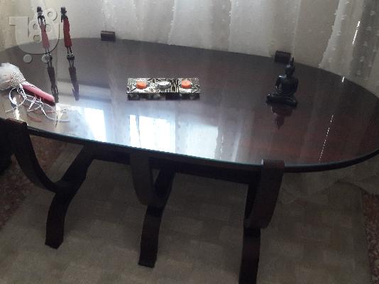 Τραπεζι Αντίκα