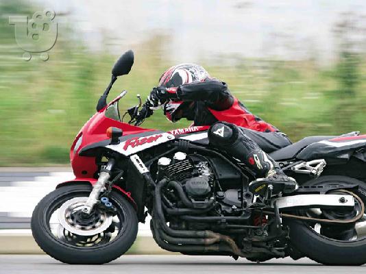 PoulaTo: YAMAHA FZ 6 Fazer '00