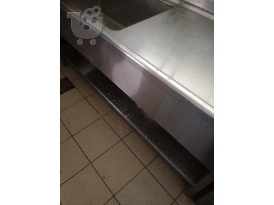 Πωλείται μεταχειρισμένος εξοπλισμός catering