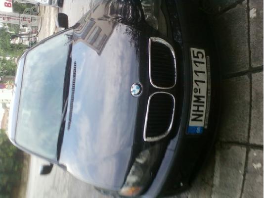 PoulaTo: BMW 318i '02