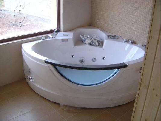 PoulaTo: Jacuzzi Sanitec - στην αρχική του συσκευασία