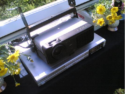 ΠΩΛΕΙΤΑΙ ΕΠΑΓΓΕΛΜΑΤΙΚΟΣ PROJECTOR
