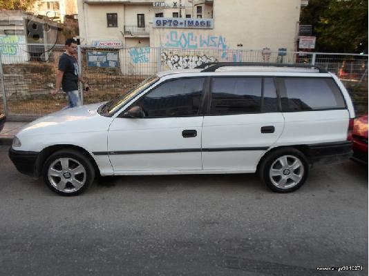 PoulaTo: OPEL ASTRA '98