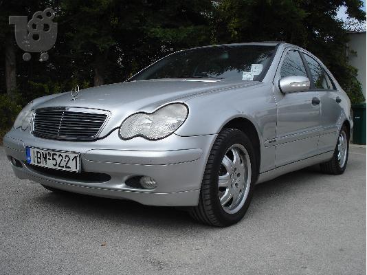 PoulaTo: Mercedes C 200 '01