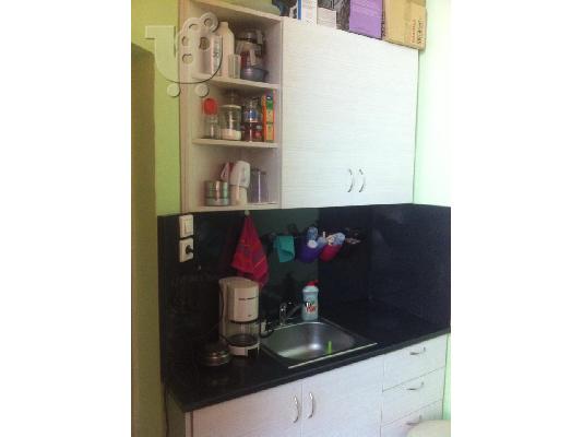 κομμωτηριο πωλειται 3.500!!