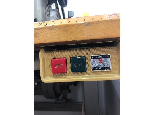 BERNINA 217 ZIG ZAG